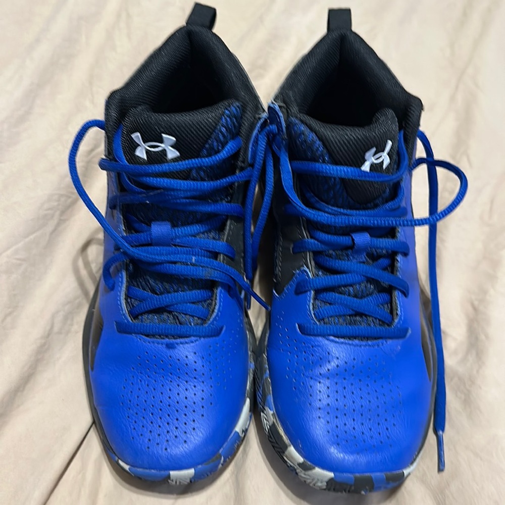 Under Armour Basketball shoes